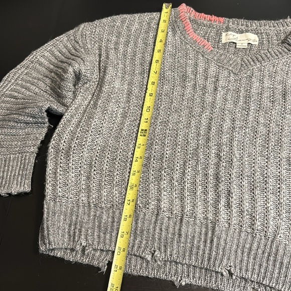 Vintage Havana happy face Gray V-Neck Sweater with Pink Details - Picture 4 of 6